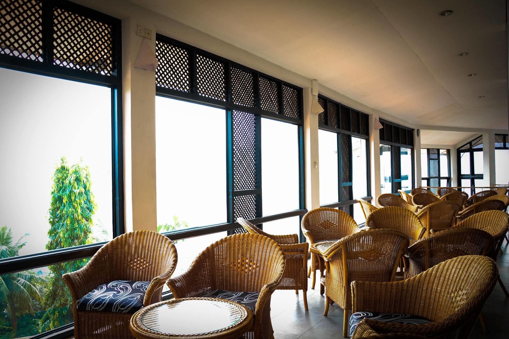Hotel Hilltop Kandy Kültér fotó