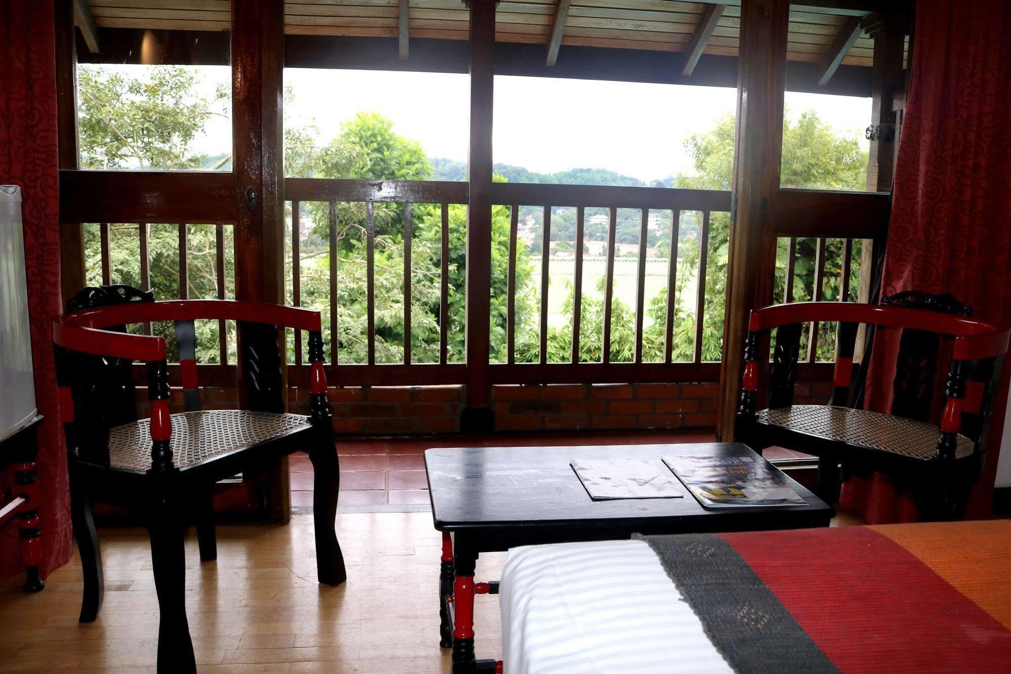Hotel Hilltop Kandy Kültér fotó