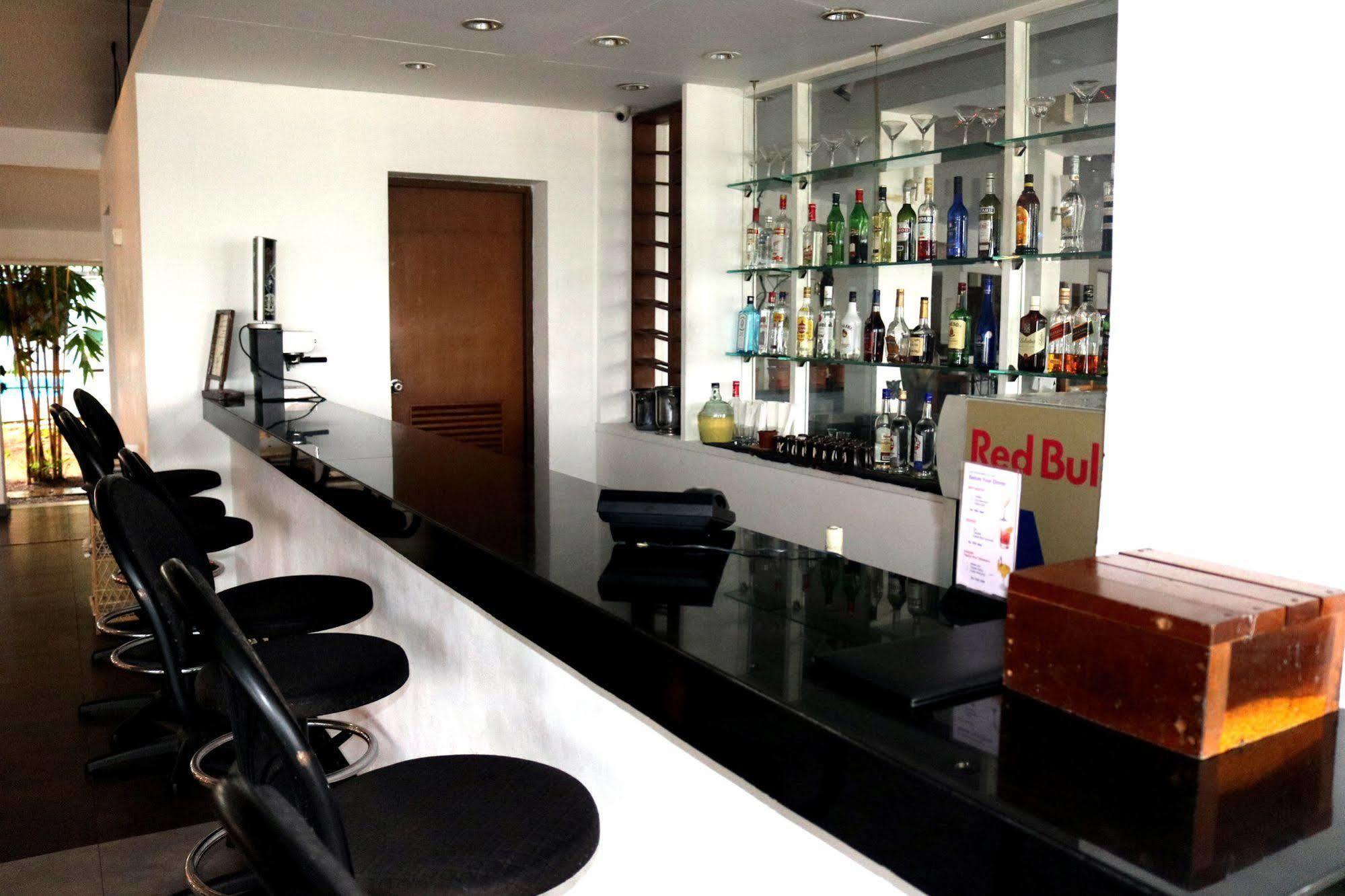 Hotel Hilltop Kandy Kültér fotó