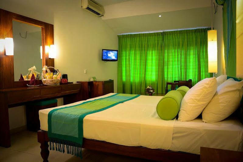 Hotel Hilltop Kandy Kültér fotó